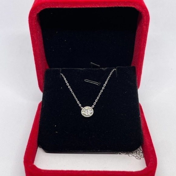 Moissanite Necklace Pendant Bezel 1 Ct Brilliant Round Cut GRA Certified - Picture 7 of 11